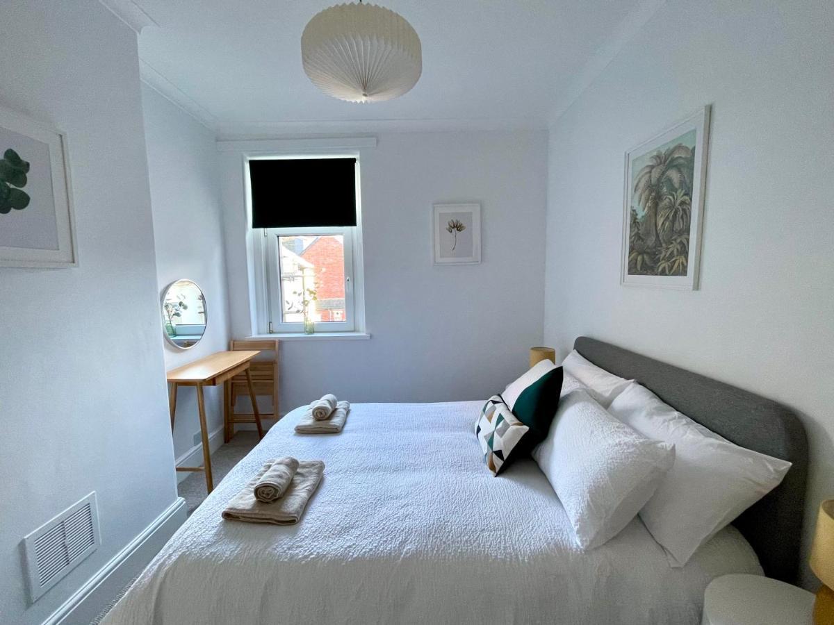 Taffs Mead House Location, Nr Stadium, Family Friendly Holiday home Cardiff