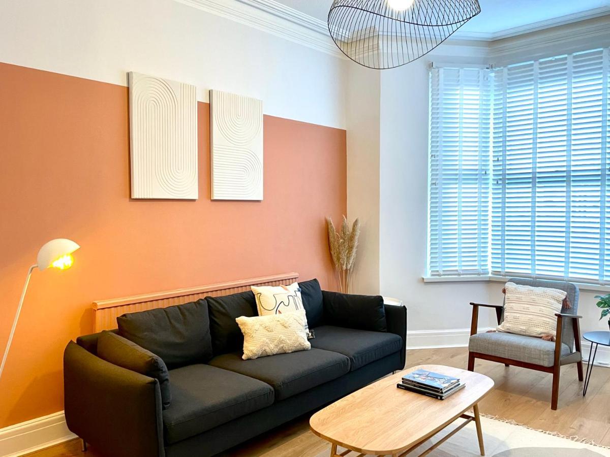 Holiday home Taffs Mead House Location, Nr Stadium, Family Friendly *