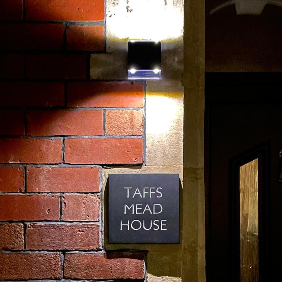 Taffs Mead House Location, Nr Stadium, Family Friendly Holiday home Cardiff